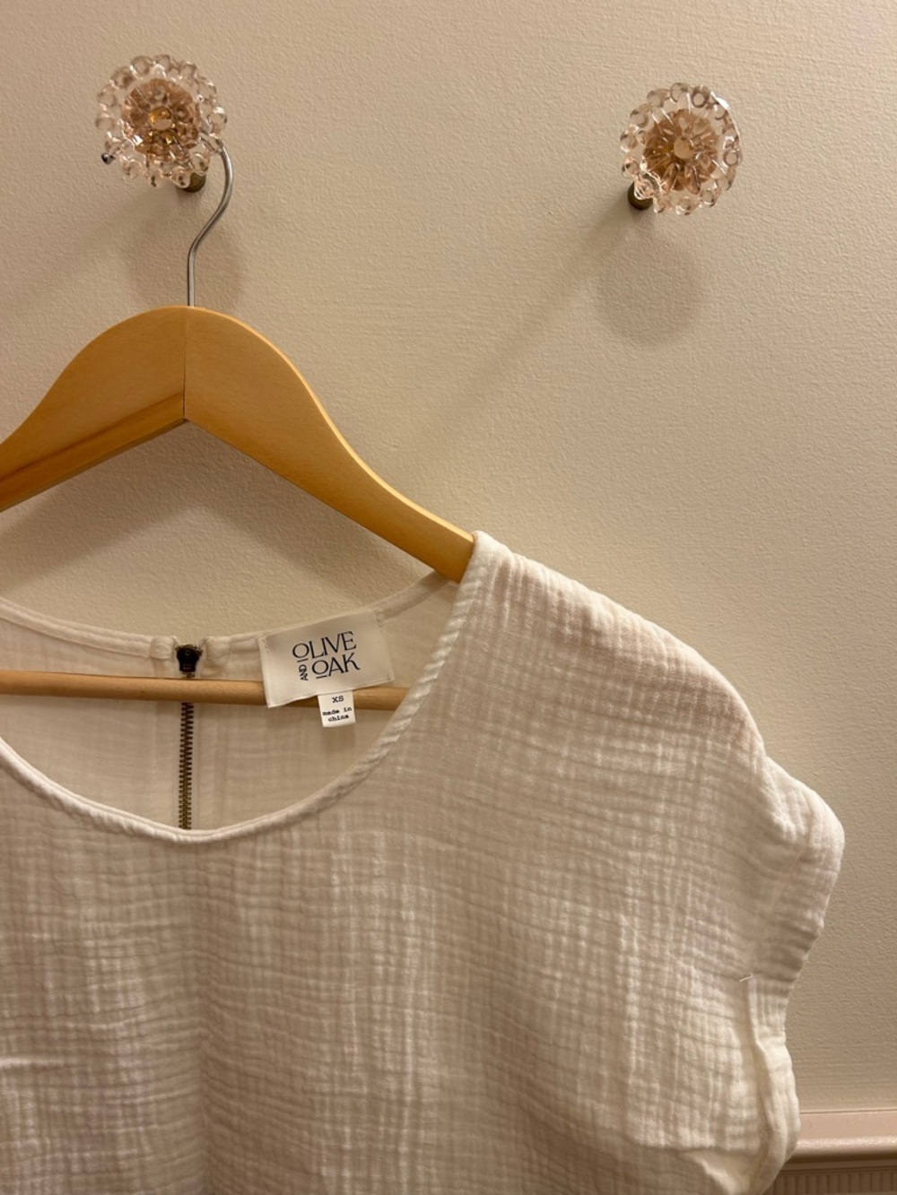 Olive & Oak White Gauze Short Sleeve Top 100% Cotton